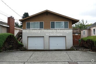Building Photo - 2015 NW 62nd St