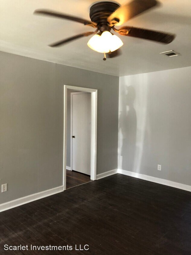 Building Photo - 3 br, 1 bath House - 950 Flag Lake Rd
