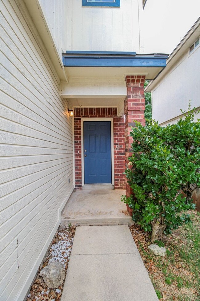 Building Photo - 9331 Gillcross Way