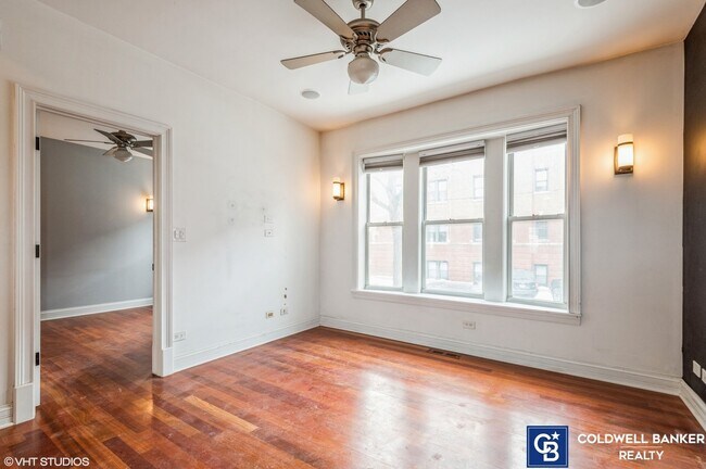 Foto del edificio - 2574 W Lyndale St