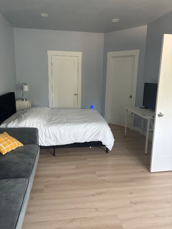 Foto principal - 4545 Thrush Dr NE