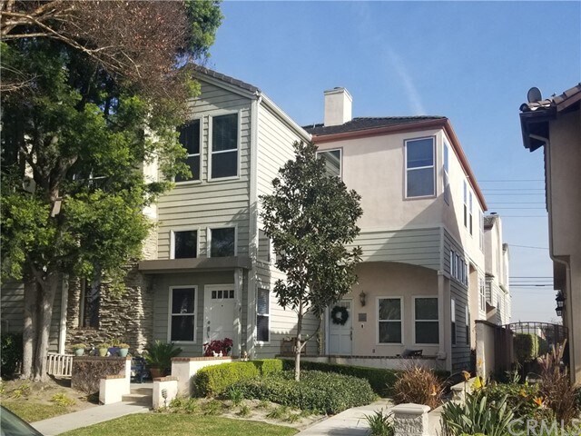 Primary Photo - 10778 Chestnut St