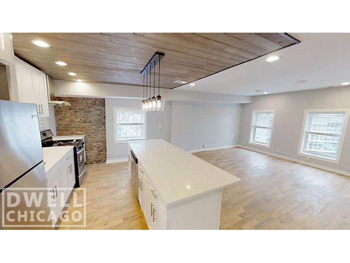 Primary Photo - 2465 N Clybourn Ave