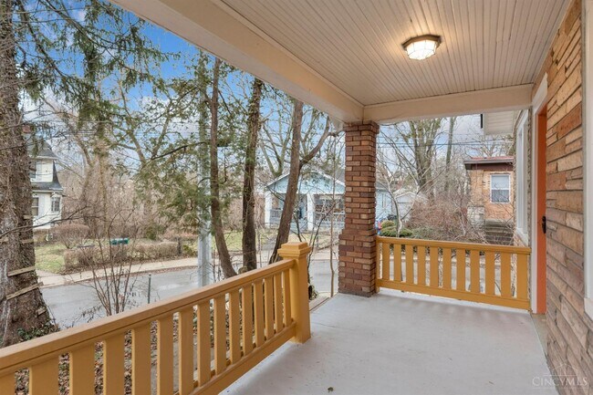 Building Photo - 5710 Sierra Park Pl