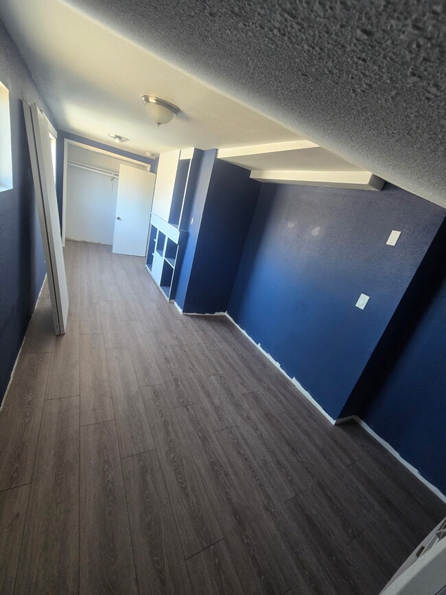 Building Photo - 343 Rio Grande Ave