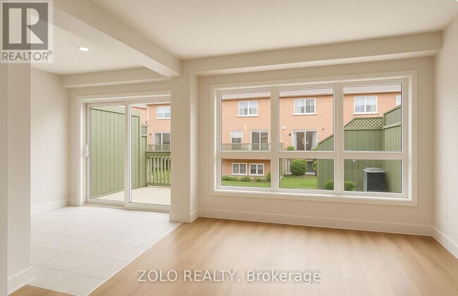Photo du bâtiment - 8822-8822 Sheppard Ave E