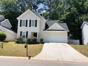 Building Photo - 638 N Fairfield Dr