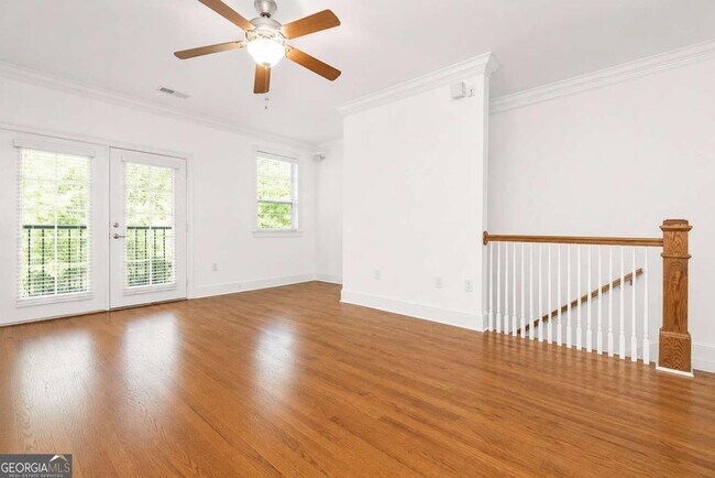 Foto del edificio - 5490 Glenridge Park NE