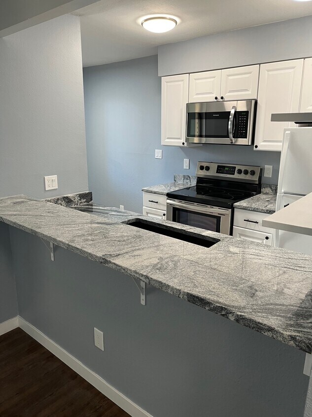 1705 Heatheridge Rd Unit D105, Fort Collins, CO 80526 Condo for Rent