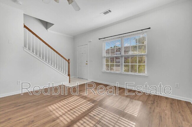 Foto del edificio - 1101 Downs Blvd