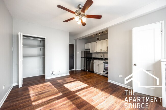 Foto del edificio - 1125 N La Salle Dr