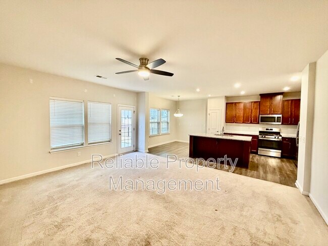 Foto del edificio - 1673 Ripley Woods St