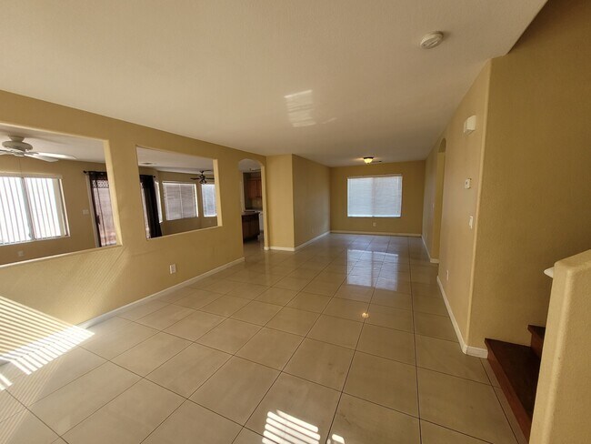 Building Photo - 7705 Boswell Ct