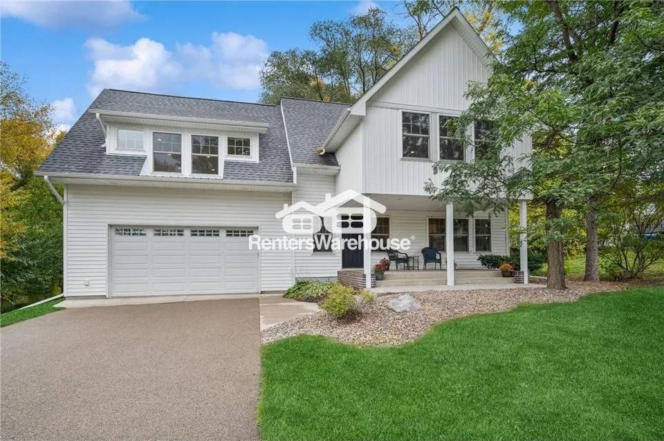 Foto principal - 6205 Wooddale Ave