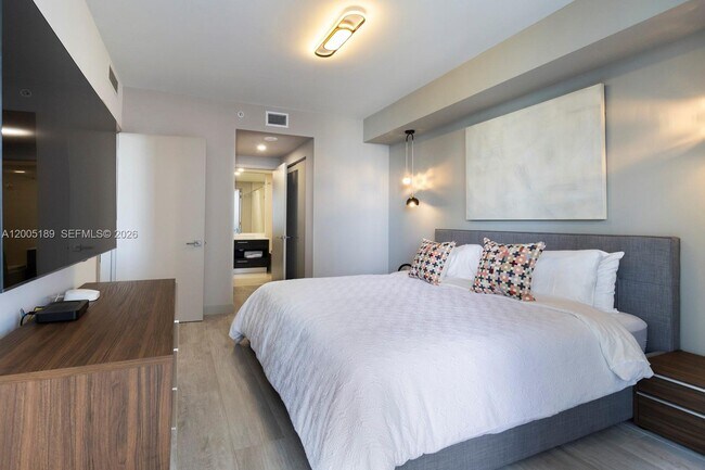 Foto del edificio - 55 SW 9th St