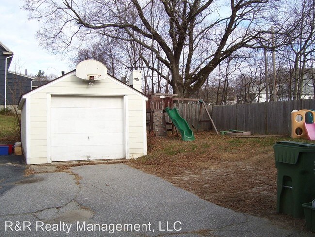 Building Photo - 3 br, 2 bath House - 139 Linwood St