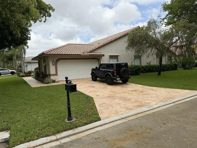 Building Photo - 4863 Chardonnay Dr