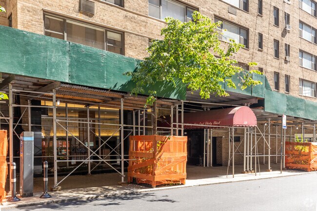 Building Photo - The Wendhorn