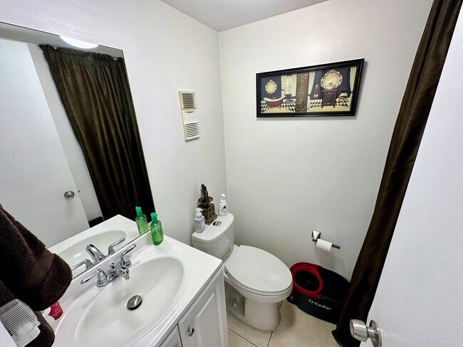 Foto del edificio - 7510 SW 152nd Ave