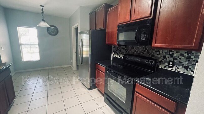 Building Photo - 3169 Queen Alexandria Dr