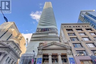 Building Photo - 197 Yonge St