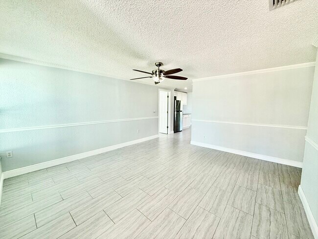 Foto del edificio - 11950 107th Ave N