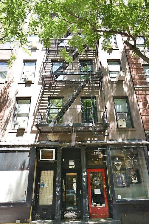 Building Photo - 111 Christopher St