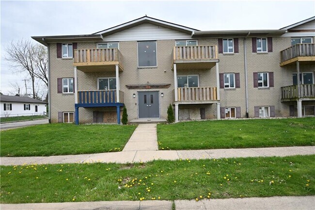 Foto del edificio - 6245 E 11th St