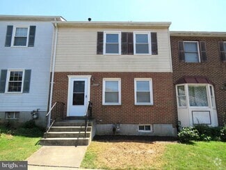 Building Photo - 3013 Hickory Grove Ct