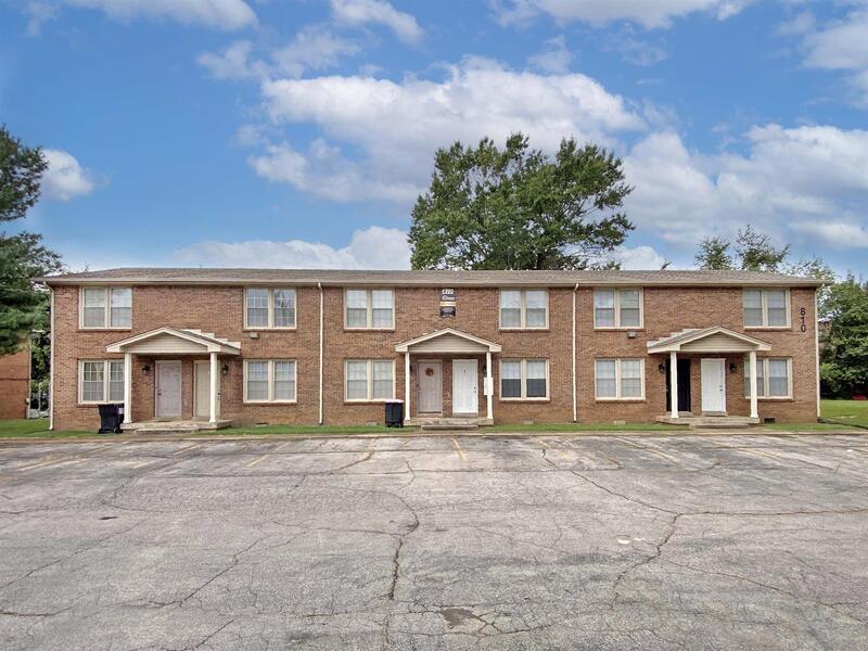 Foto principal - 810-A Golfview Place
