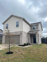 Building Photo - 3610 Apple Valley Way