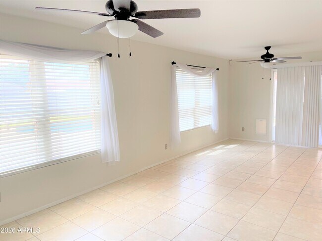 Foto del edificio - 3501 W Detroit St