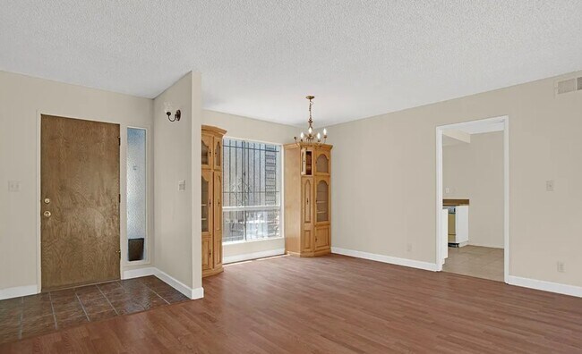 Foto del edificio - 11401 Sunburst St