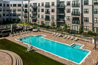 Building Photo - Carraway