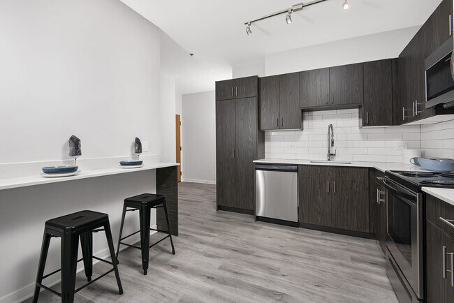 Foto del edificio - 233 W Lake St