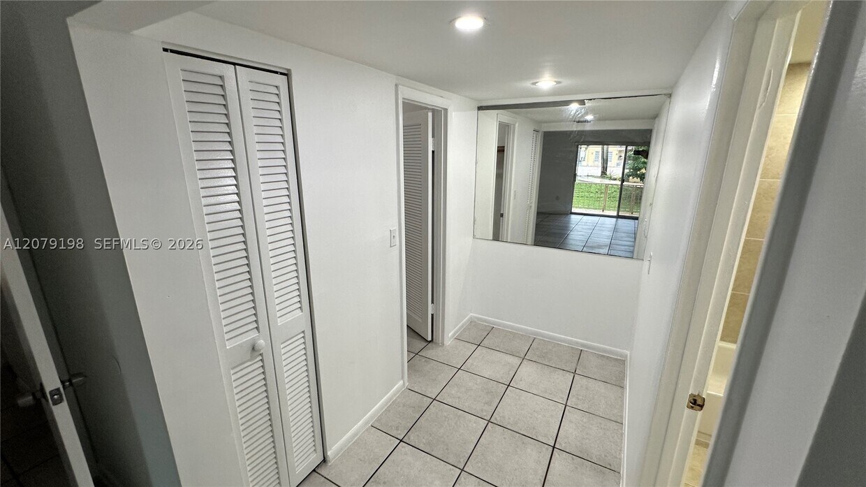 Foto del edificio - 13700 SW 62nd St