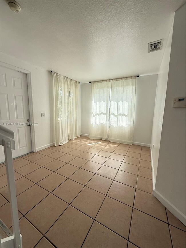 Foto del edificio - 24492 SW 110th Ave