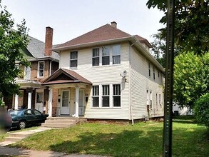 Building Photo - 414 Walbridge Ave