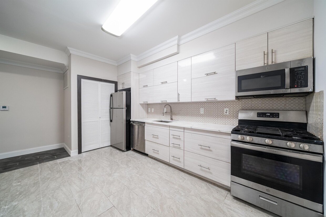 Foto principal - 186 Kensington Ave