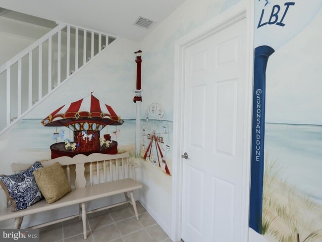 Building Photo - 121 E Sand Dune Ln