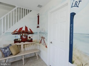 Building Photo - 121 E Sand Dune Ln