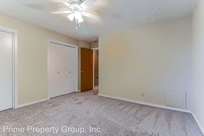 Foto del edificio - 2 br, 1.5 bath House - 701 B Kenwood B
