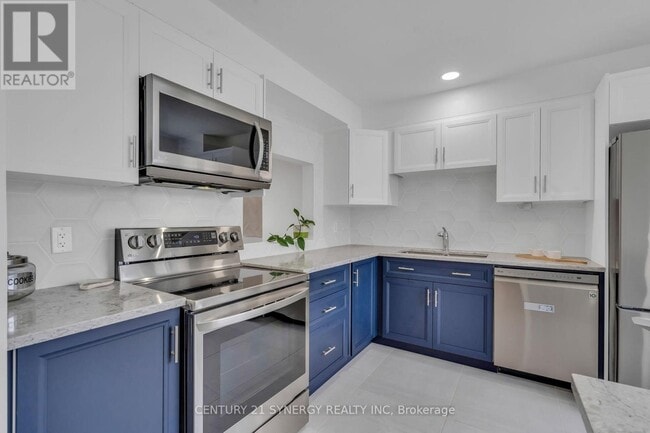 Building Photo - 48 Monterey Dr