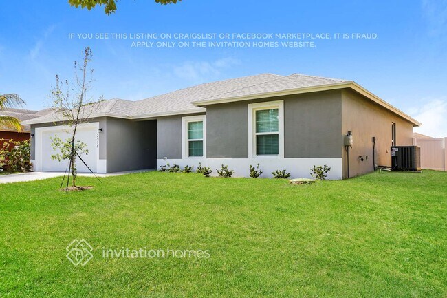 Building Photo - 3518 SW Voyager St