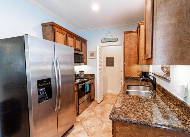 Foto del edificio - 7000 Seawall Blvd