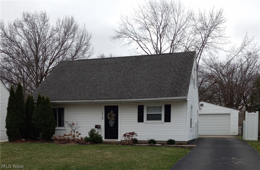 1318 Myrtle Ave, Cuyahoga Falls, OH 44221 House Rental in Cuyahoga