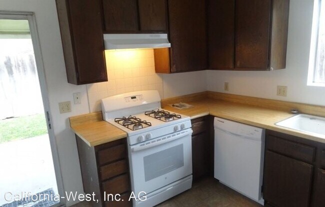 Building Photo - 3 br, 2 bath House - 313 SUEY ROAD