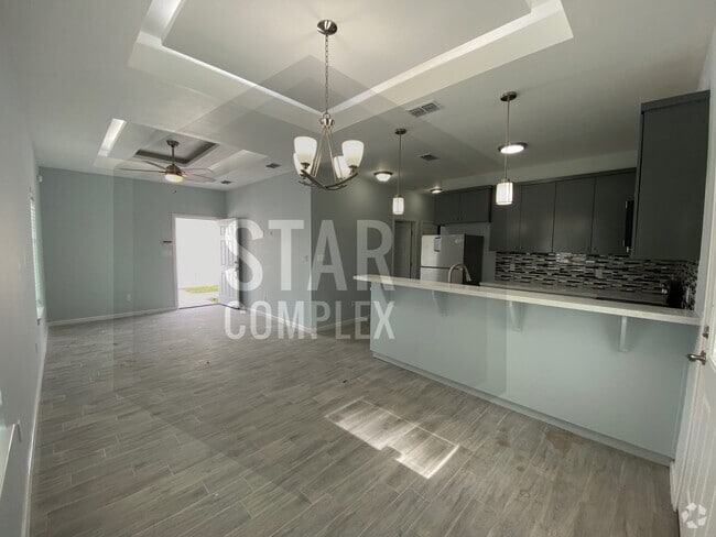 Building Photo - 4725 Mulberry Ave