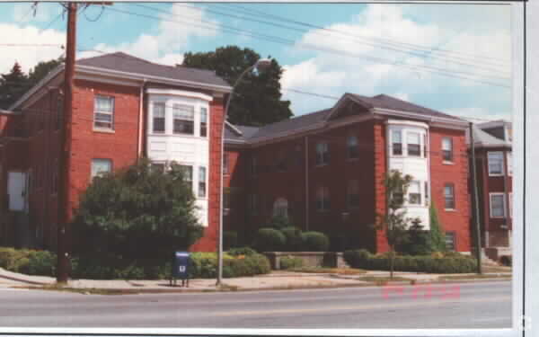 Building Photo - 510-514 Mount Auburn St
