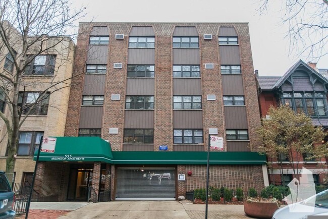 Foto del edificio - 555 W Arlington Pl